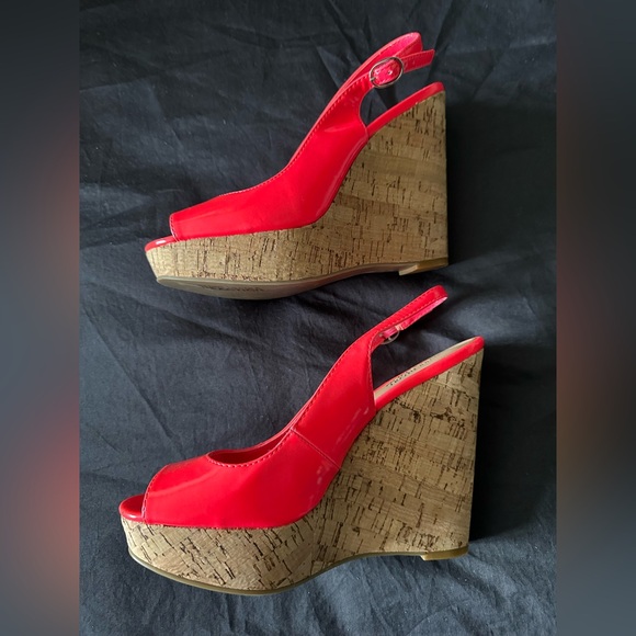 Kenneth Cole Reaction Cork Wedges, never worn - Picture 5 of 9